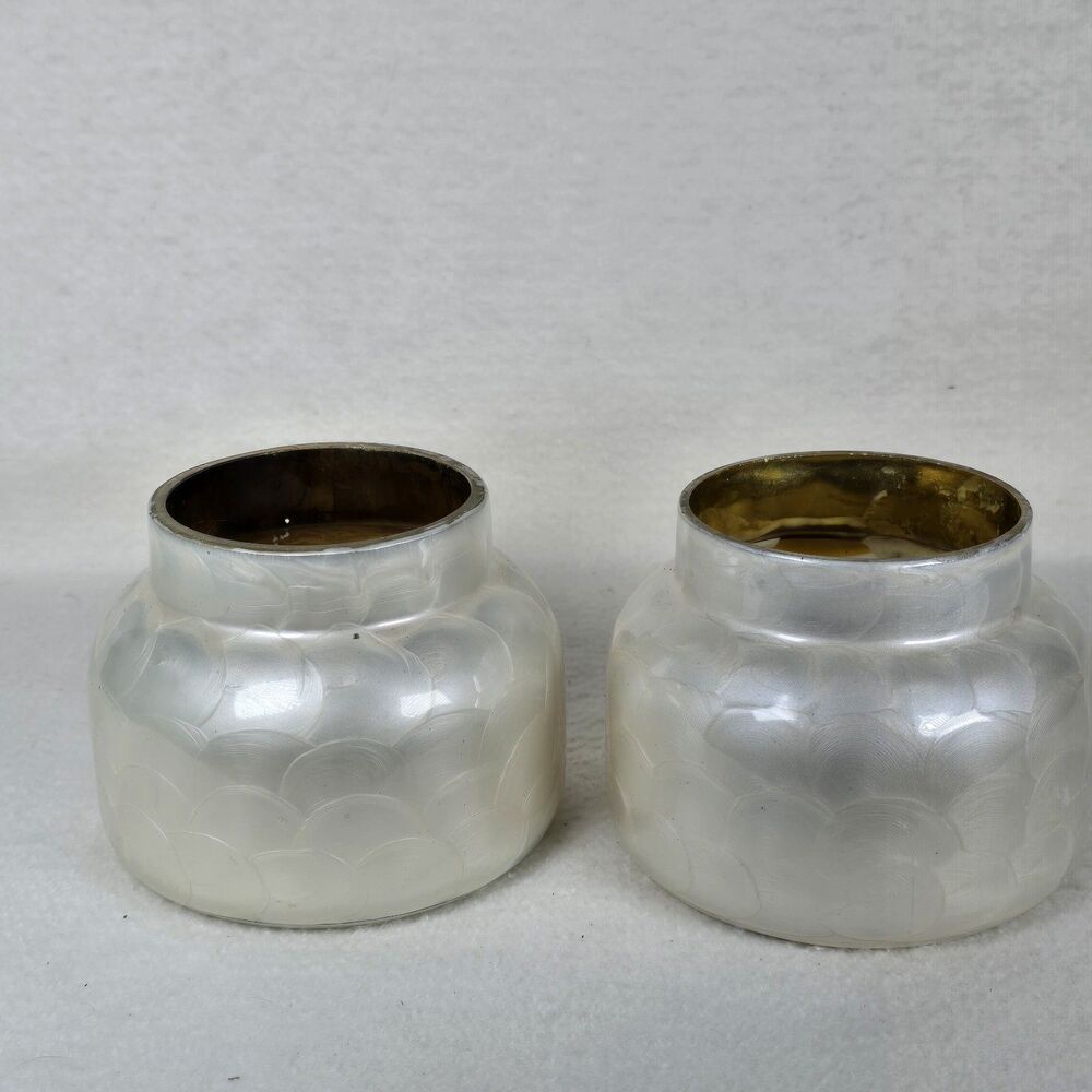 Anthropologie Capri Blue Volcano Candle Iridescent White Gold Medium 4.5 x 3.5